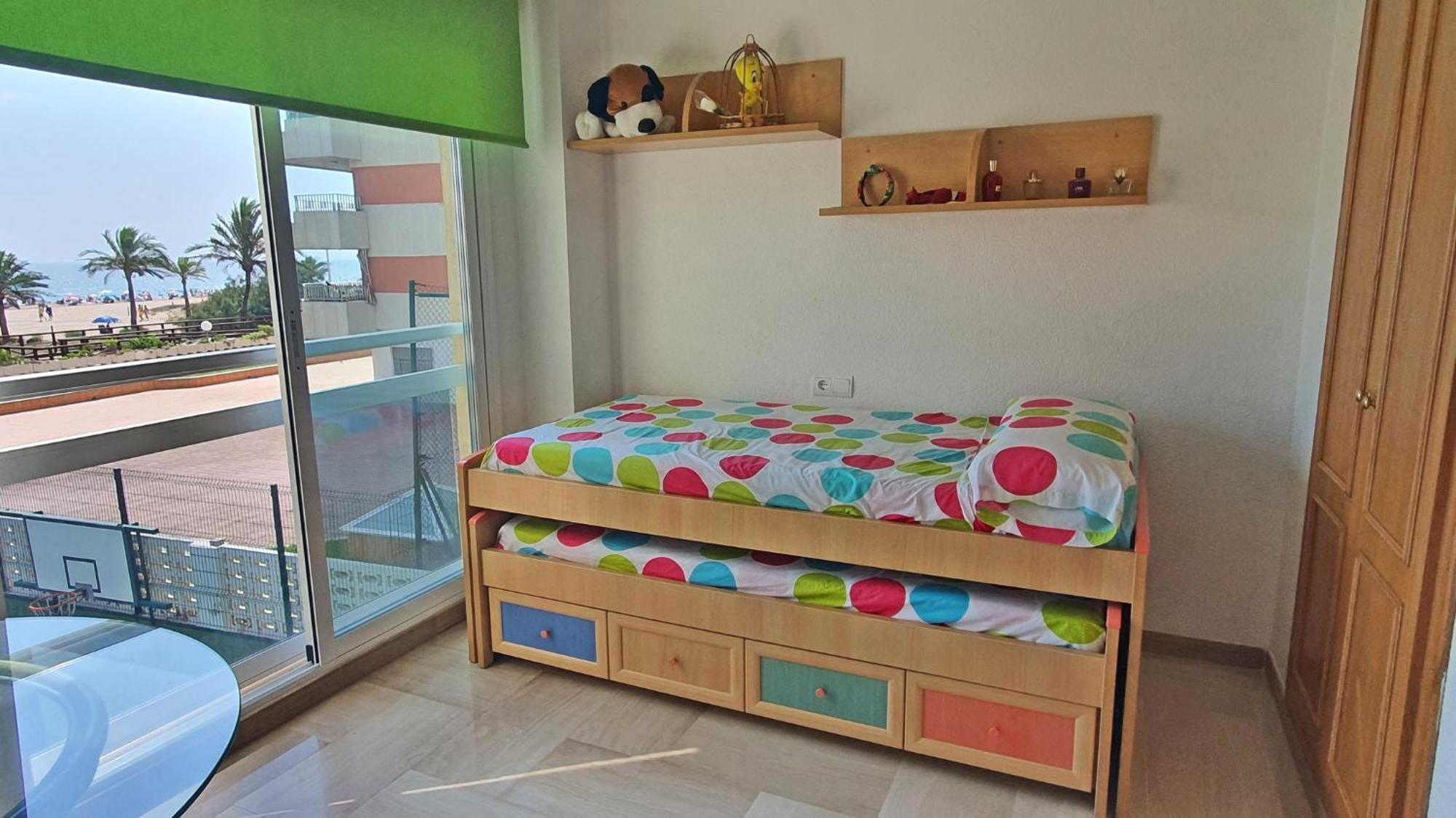 Aigua Blava Primera Linea - Alquiler Solo Familias Playa de Gandia Buitenkant foto