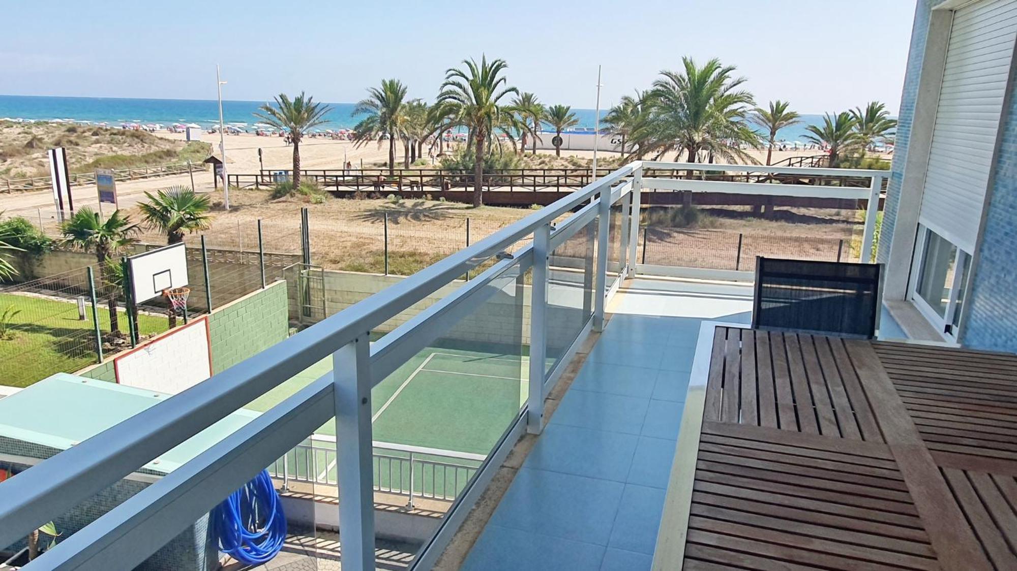 Aigua Blava Primera Linea - Alquiler Solo Familias Appartement Playa de Gandia Buitenkant foto